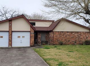 2713 Virginia St, La Marque, TX 77568