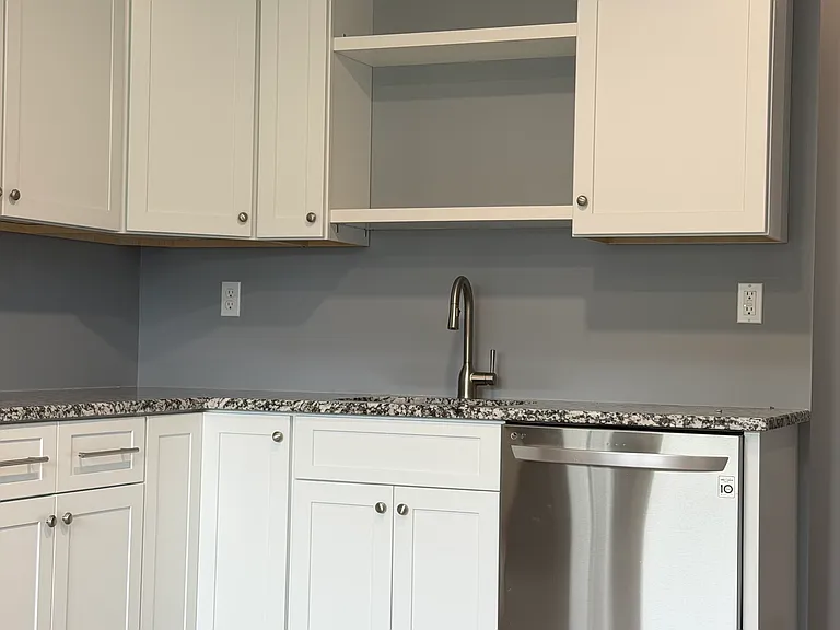 265 Florence Dr #265 — Photo 2