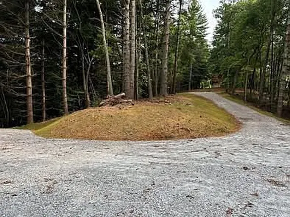 1236 Hickory Knoll Rd, Franklin, NC 28734