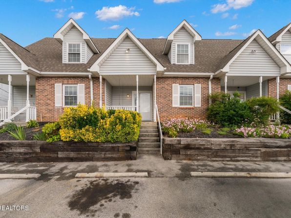 2121 Silverbrook Dr, Knoxville, TN 37923