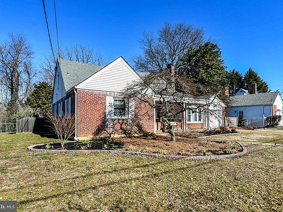 3rd image of 4607 Bailey Dr