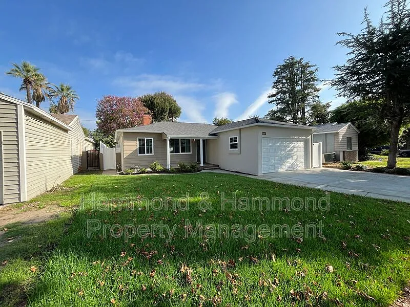 3 bed, 2.0 bath, 1668 sqft, $5,495 — Photo 2