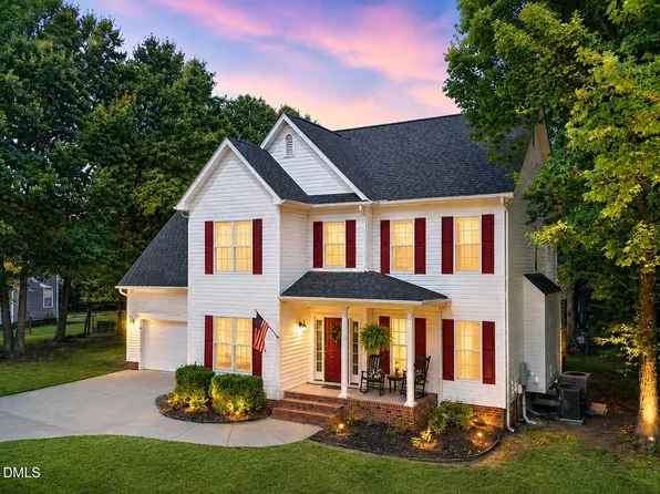 250 Longwood Dr, Youngsville, NC 27596
