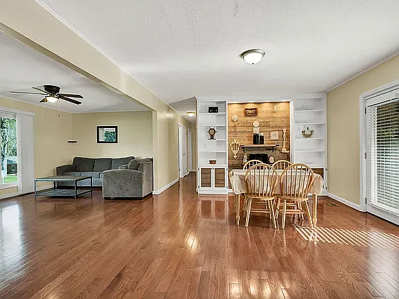 3010 Clearwater Dr NE — Photo 12