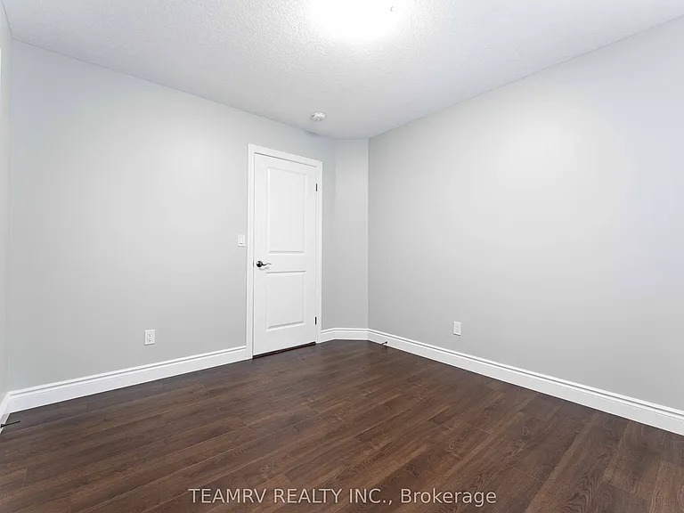 382 Masters Dr — Photo 30