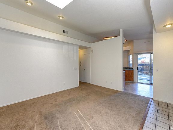 5th image of 3016 Twin Creeks Ln