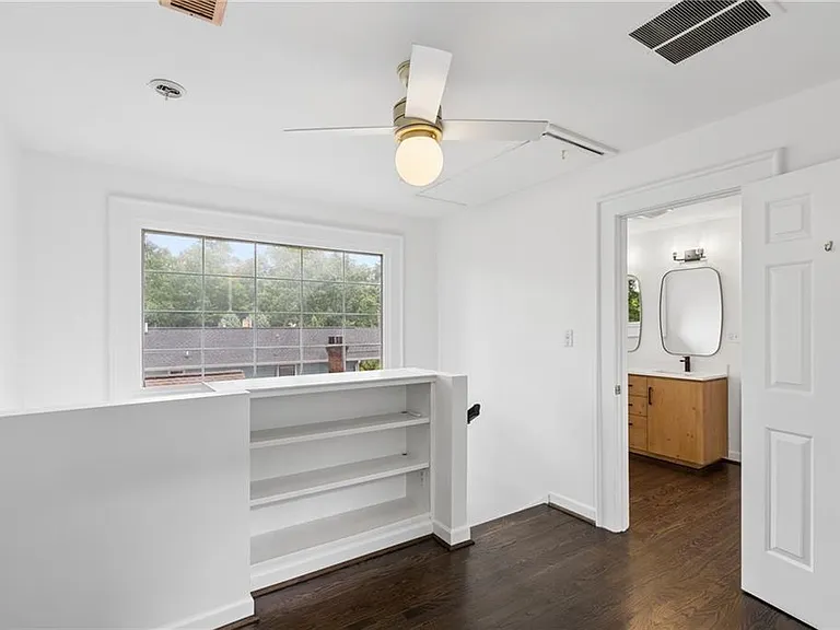 816 Virgil St NE — Photo 27