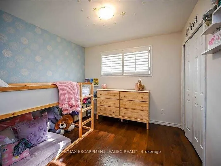 39 Glen Vista Dr — Photo 12