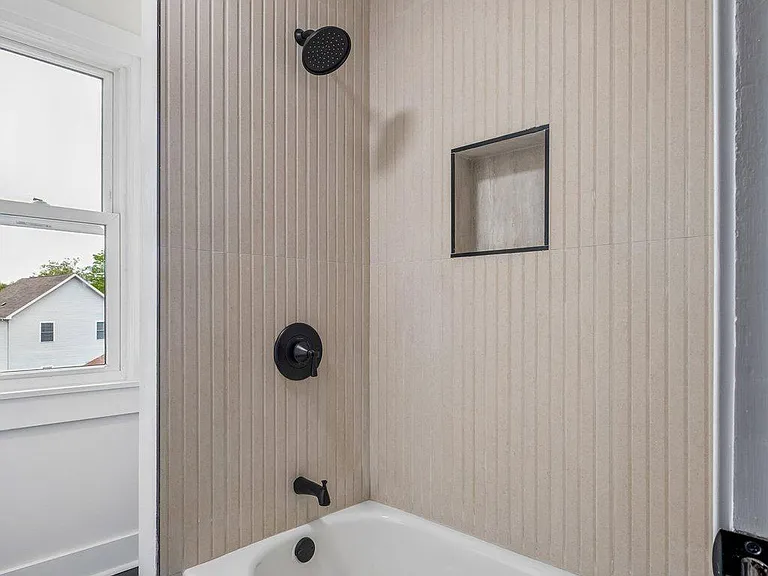 114 Conestoga Rd — Photo 36