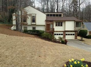 315 Spring Ridge Dr, Roswell, GA 30076