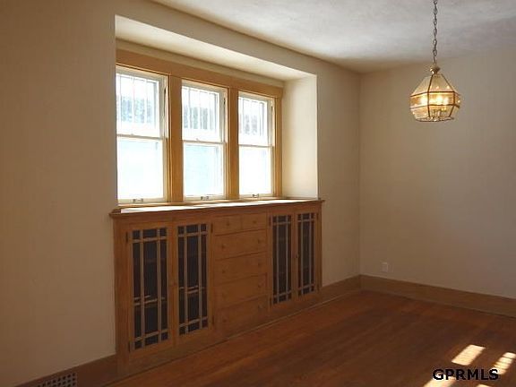 3rd image of 5064 S 40th St