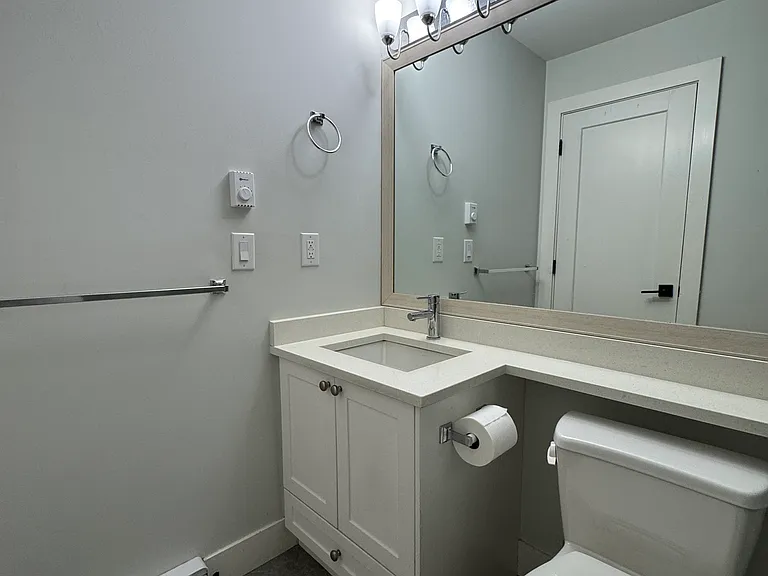 3395 Derbyshire Ave — Photo 5