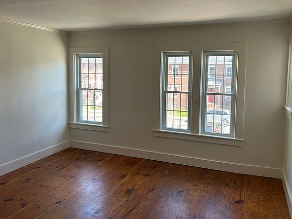 4th image of 73 Court St