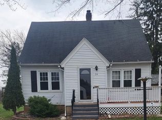 74 McKinley Ave, Clintonville, WI 54929