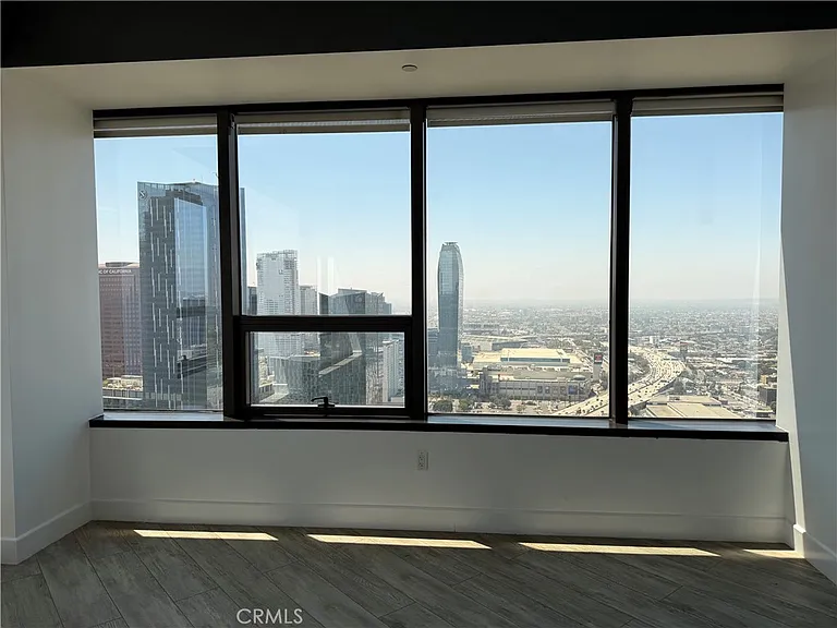 1100 Wilshire Blvd #2811 — Photo 9