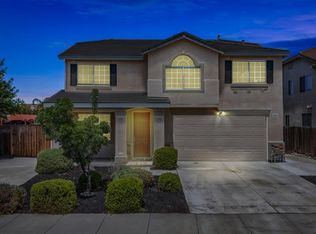 677 Sagewood Ln, Tracy, CA 95377