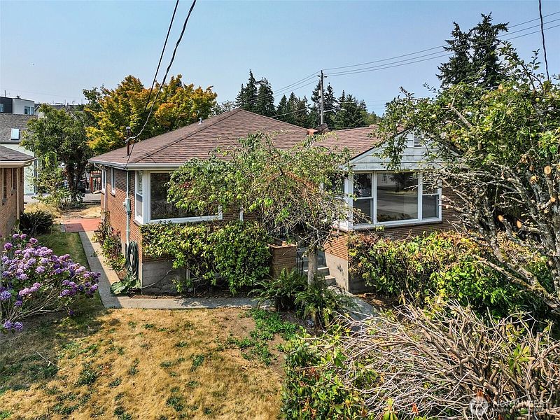 2nd image of 8361 30th Avenue NW