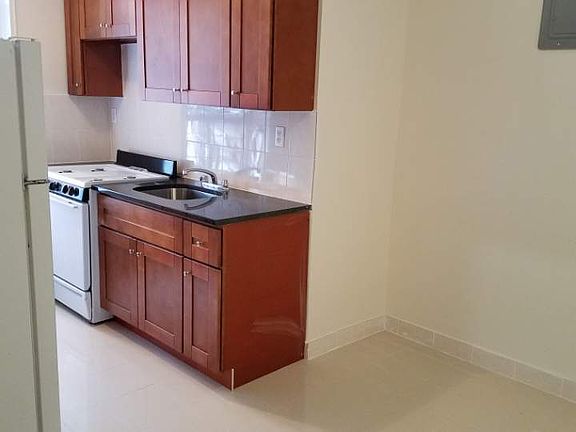 2nd image of 65-10 108th St APT 6L
