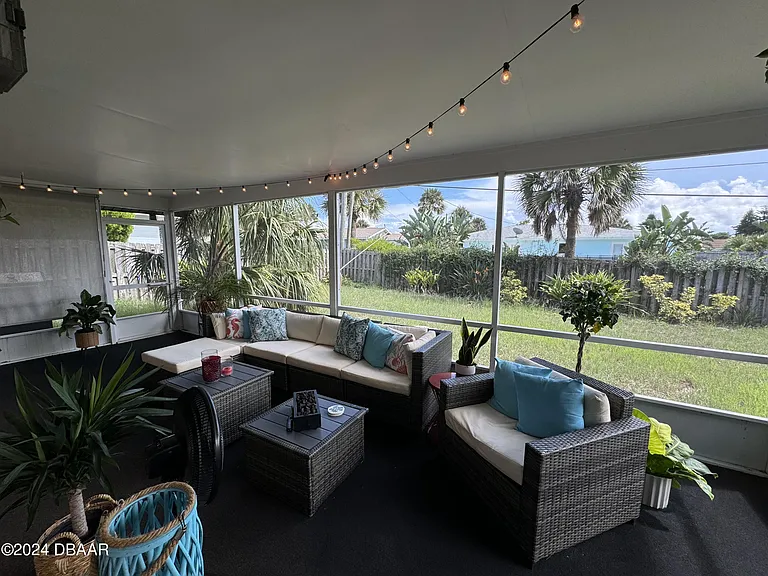 12 Ocean Crest Dr — Photo 31