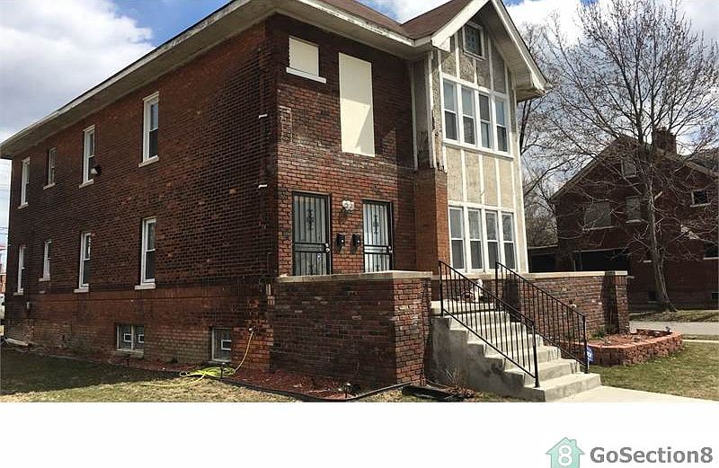 1st image of 1998 E Grand Blvd #1