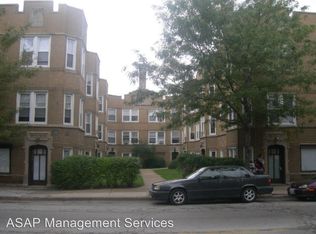 4826 1/2 W Addison St APT 1W, Chicago, IL 60641