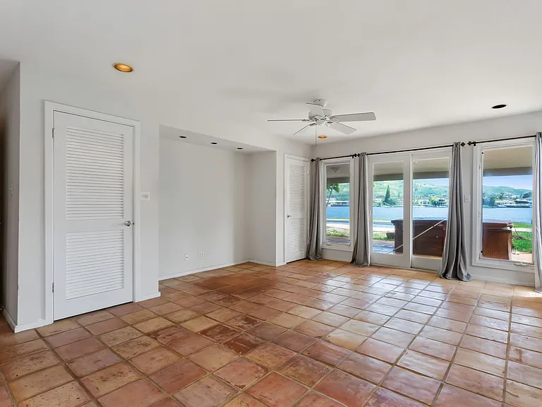 325 Hamakua Dr — Photo 12