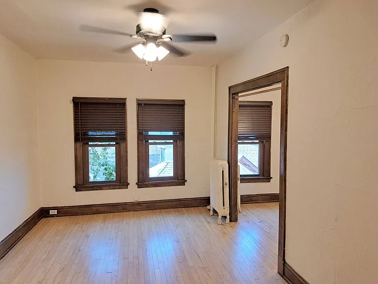 225 Place Apartments — Photo 50