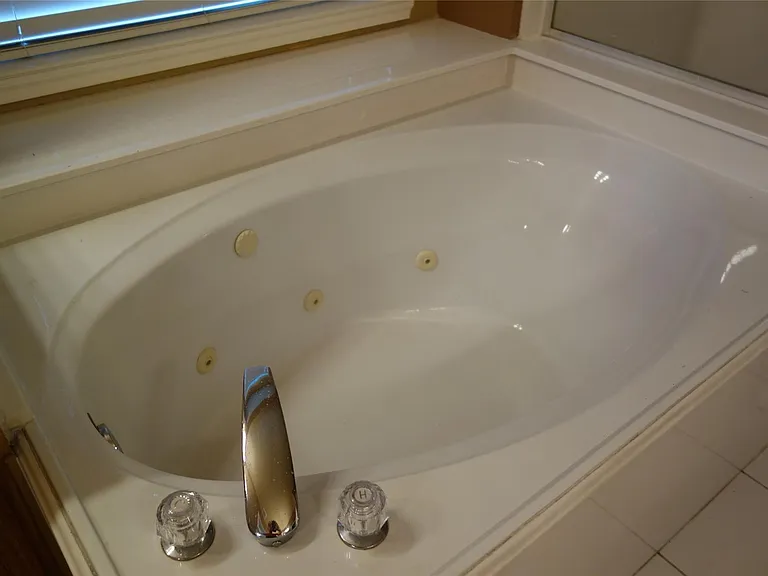 3623 Chatwood Dr — Photo 16