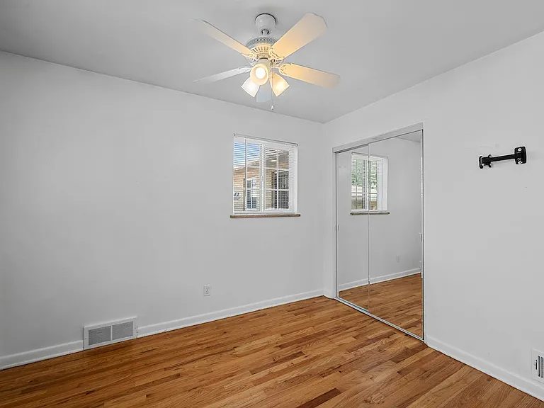 1393 S Grant St — Photo 15