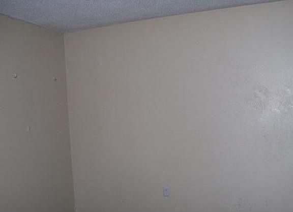 5th image of 300 Pecan St