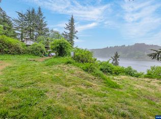 5916 S Bay Rd, Toledo, OR 97391