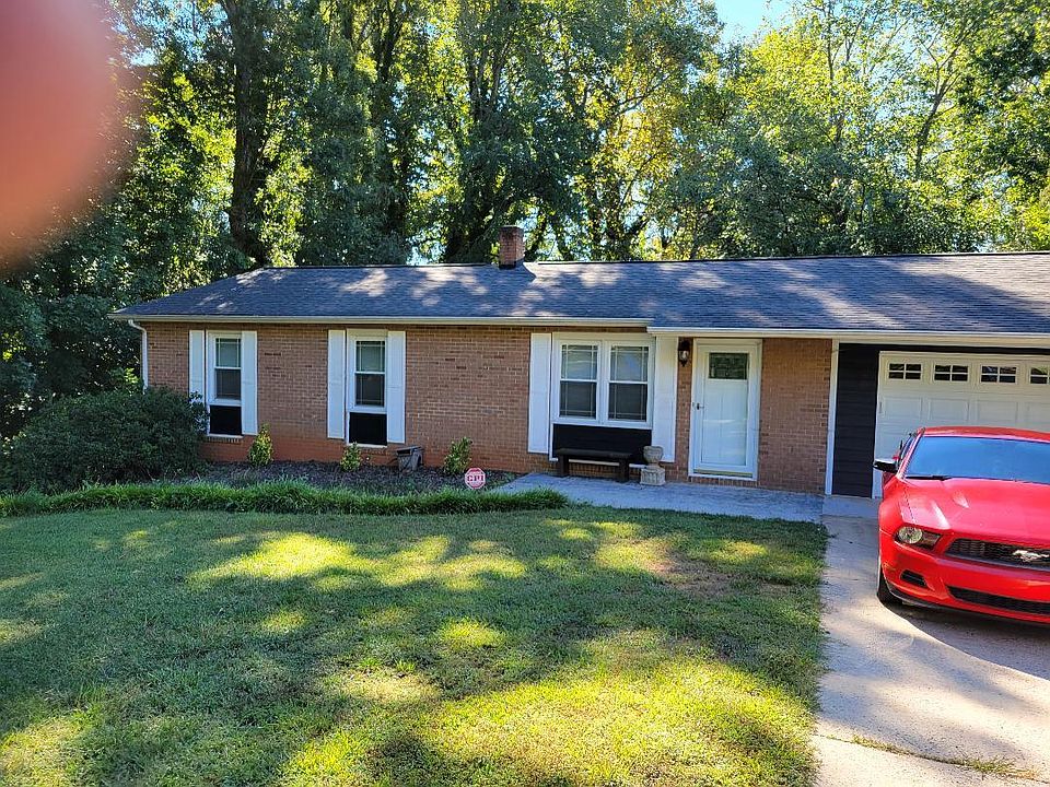 1st image of 1108 Wood St