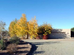 16 Coreopsis Ct, Santa Fe, NM 87508