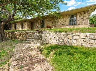 1800 Calais Rd, Fort Worth, TX 76116