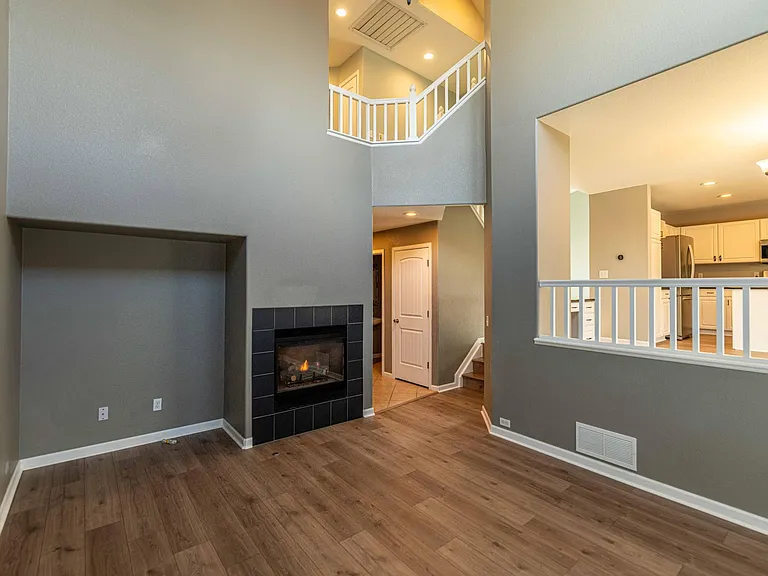 9869 Bathurst Way — Photo 9