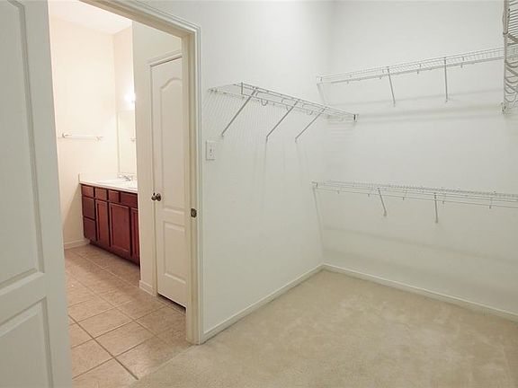 4th image of 23210 Prairie Lily Ln