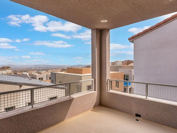 3rd image of 1816 Mangrove Ct