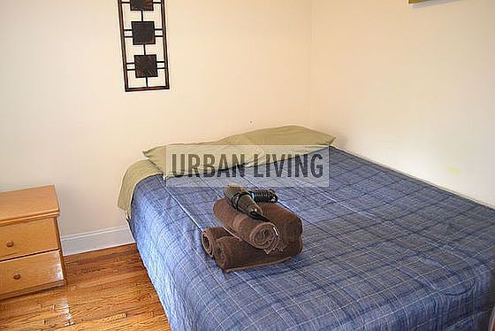 4th image of 420 E 13th St APT 25