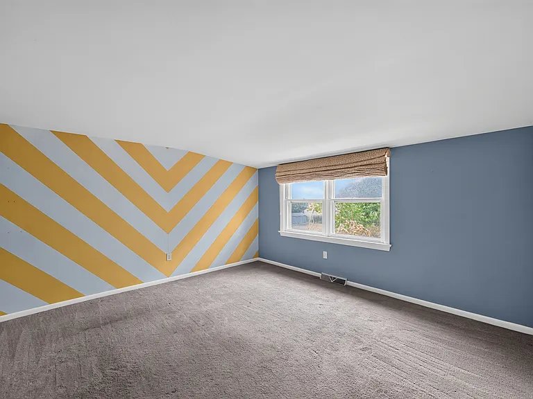 336 Ruth Ridge Dr — Photo 11