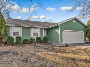 7413 SW 25th St, Topeka, KS 66614