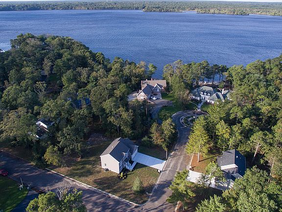 5th image of 4 Heron Ln
