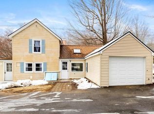 993 Stafford St, Leicester, MA 01524