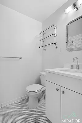 Rented by Mirador Real Estate | media 7