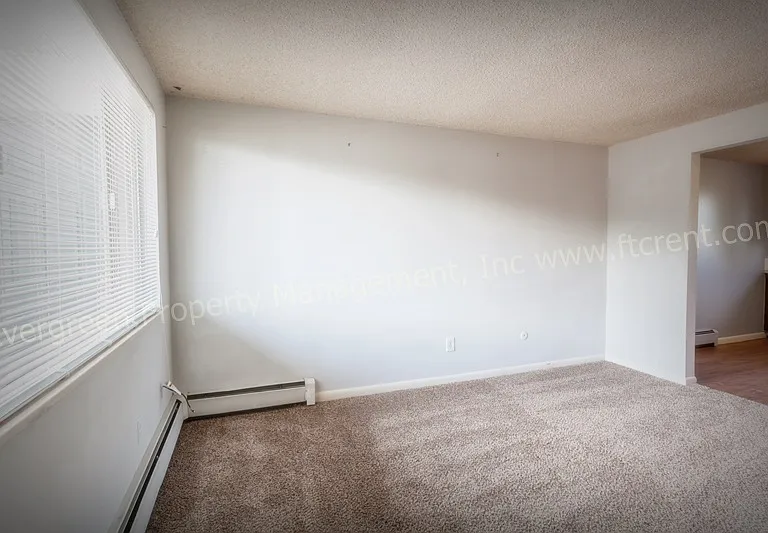 L-14 — Photo 7