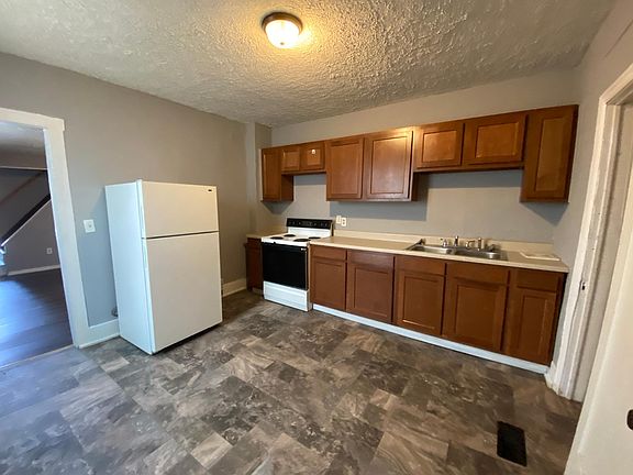5th image of 1642 Harvard Ave