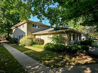 2407 Island Dr, Uniontown, OH 44685