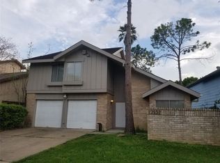 12151 Huntington Venture Dr, Houston, TX 77099