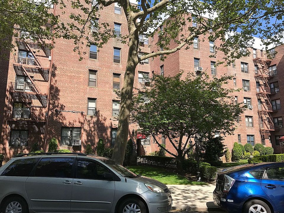 1st image of 2241 Plumb 1 St Unit 3J