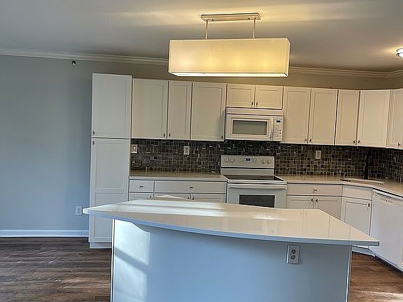 2nd image of 3100 Beargrass Run Ct Unit 107