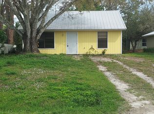 1410 19th Ave SW, Vero Beach, FL 32962